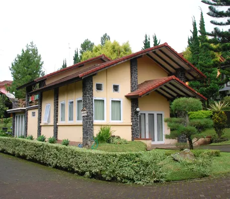 Villa ChavaMinerva Istana Bunga-Lembang فنادق في بارونج بونج