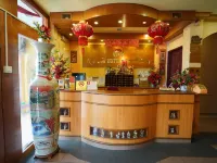 FullyWell Hotel Hotels in Kampar