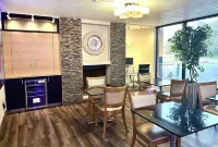 Days Inn by Wyndham Southern Hills/Oru Hotels in Glenpool