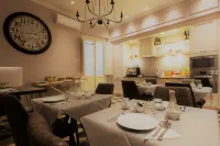 Pistoia Inn - Downtown's Charming Rooms - breakfast