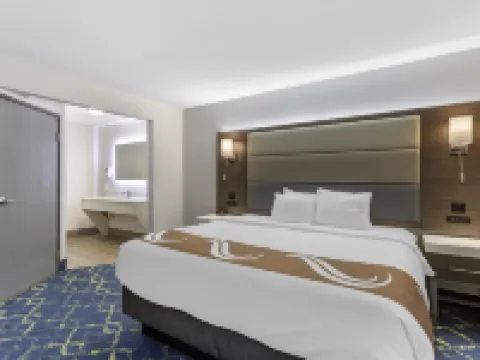 Quality Inn Murfreesboro-University Area Hotels in Murfreesboro