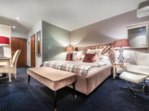 布勒費爾德公園酒店 比勒費爾德酒店