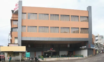 Treebo Balaji Residency Hotels in Dhabdhabewadi
