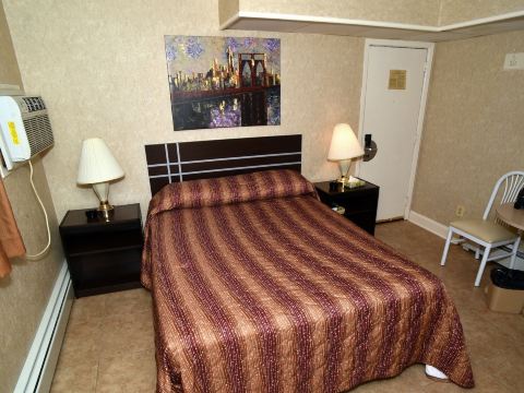 Swan Motel
