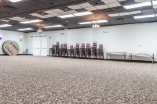 Days Inn by Wyndham Hinesville Near Fort Stewart Hotels in Hinesville