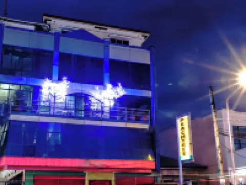 Peach Tree Lodge Hoteles en Ormoc