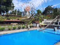 Selecta Hotel Batu Malang Powered by Archipelago - Pool