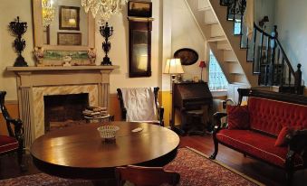 Lafleur Guest House