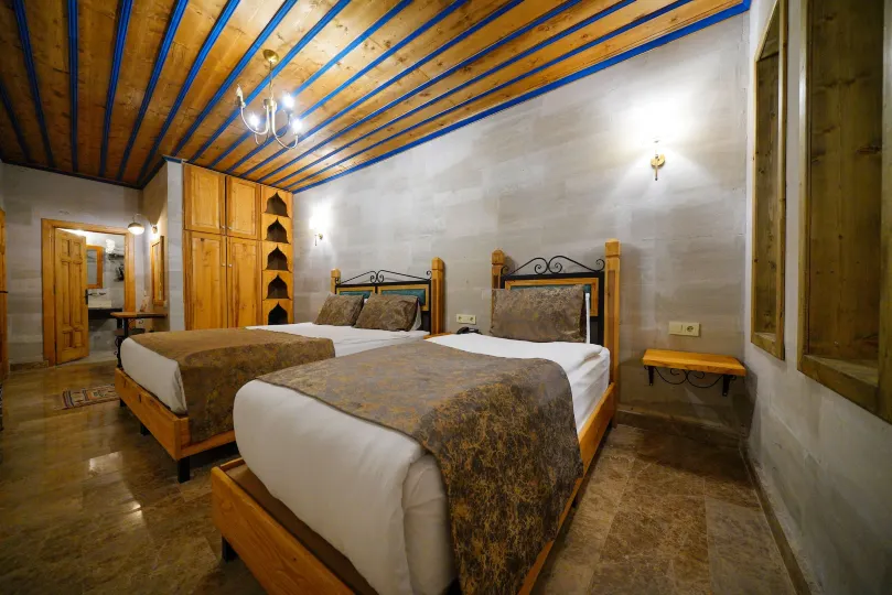 Cave Hotel Saksagan