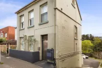 City Retreat Hobart Các khách sạn ở West Hobart