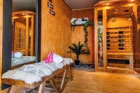 Sherry Frontenac Oceanfront - Spa
