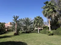 塔瑪拉海灘度假飯店 納布克灣附近的飯店