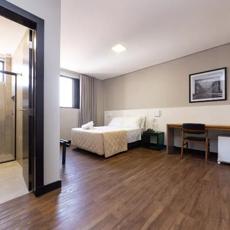 Hotel Lunes