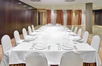 Sercotel Puerta de la Catedral Hotels near Convent of San Esteban