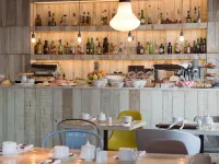 Internacional Design Hotel Hotels near Santa Justa Elevator