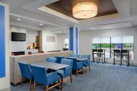 Holiday Inn Express & Suites Tullahoma by IHG Hotel di Lynchburg