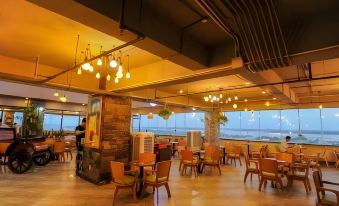 Cuu Long Hotel