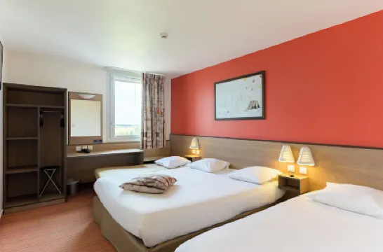 巴黎華斯埃斯酒店