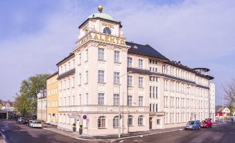 Hotel Alekto