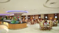 Grand Qin Hotel Banjarbaru Syariah - breakfast