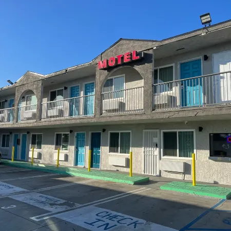 Arlo Motel