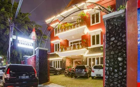 Escotel Mahera