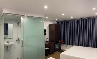 Hanoi Adela Hotel