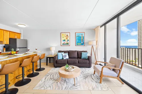 Remodeled 1Br Near Waikiki Beach with Free Parking! - Alojamientos