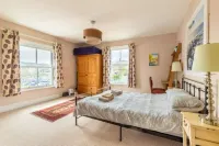 Host & Stay - Cabbell Towers