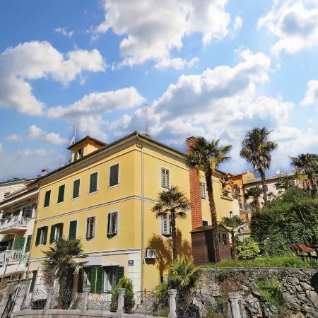 Apartment Varglien Отели рядом с достопримечательностью «Volosko»