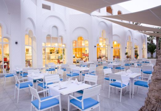 5. 마르하바 팰리스..