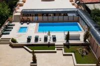 KİNG OTEL GÜVENLİK - Yüzme Havuzu