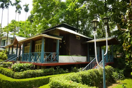 Aranya Jungle Resorts Отели в г. Чалза Махабари