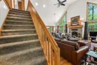 Charming Cottage with Wood Burning Fireplace and Outdoor Oasis - Inviting Retreat
