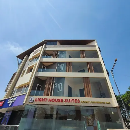 Light House Suites Hubballi Отели в г. Хубли-Дхарвад