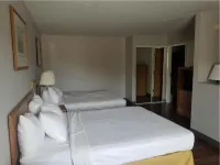 Sault Superior Place Hotels in Chippewa County