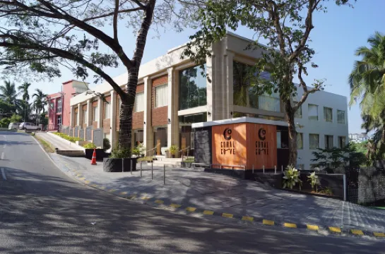 海貝殼珊瑚灣飯店