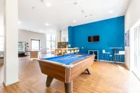 Bryson Court in Newcastle Hotels in 