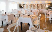 St Moritz Hotel and Cowshed Spa - breakfast