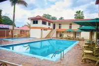 Golf Hotel Kakamega - С бассейном