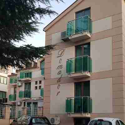 Domador Rooms & Apartments Hotel Exterior