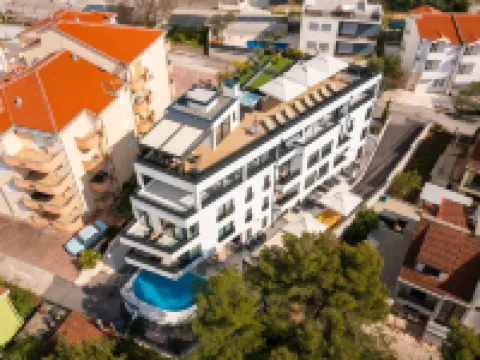Beach Villa Valentina Hotels in Okrug Gornji