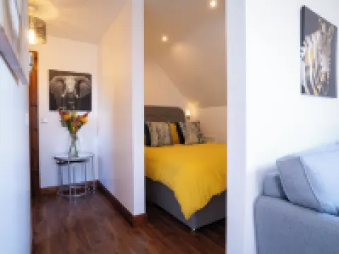 Limavady Cherry Tree Apartment, Sleeps 2 & Parking Hotels in Limavady
