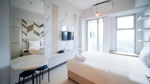 Comfy Studio (No Kitchen) Apartment at Benson Supermall Mansion