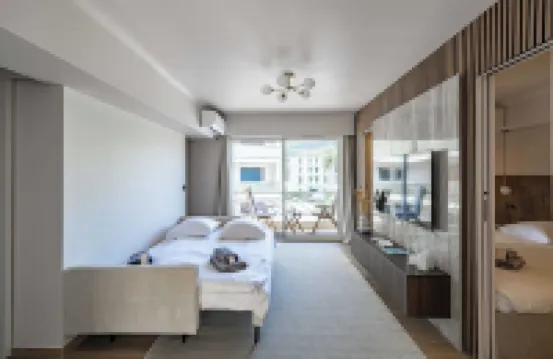 馬丁內斯的四人公寓