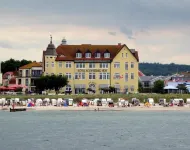 NP Hotel Schweriner Hof Hotels in der Nähe von Springbrunnen am Lidl