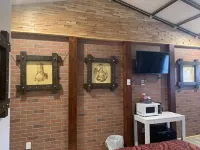 Alexander Hotel Hotels in Cedaredge