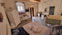 Il Casale Rooms&Apartment Hotels in Santa Maria del Focallo
