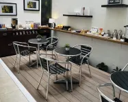 Lombardo Suites - ที่มีที่จอดรถ