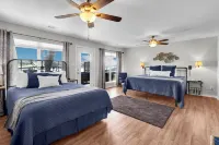 LBJ Family Lake Escape - Dock, Hot Tub & Sleeps 13